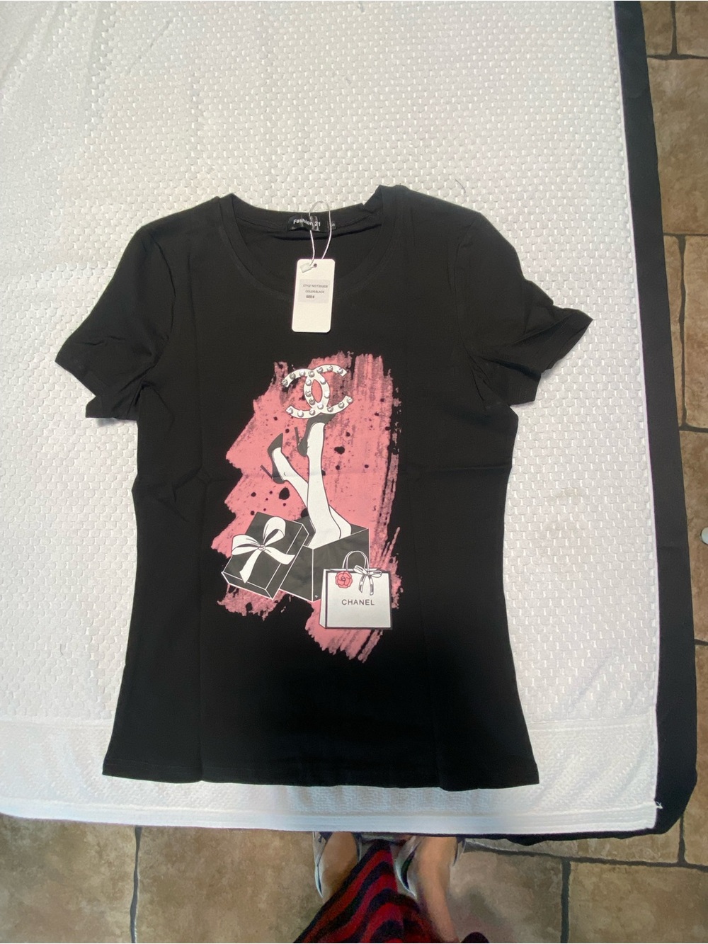 FASHION 21  Black Graphic Logo Crewneck Tee with Pink Accents
